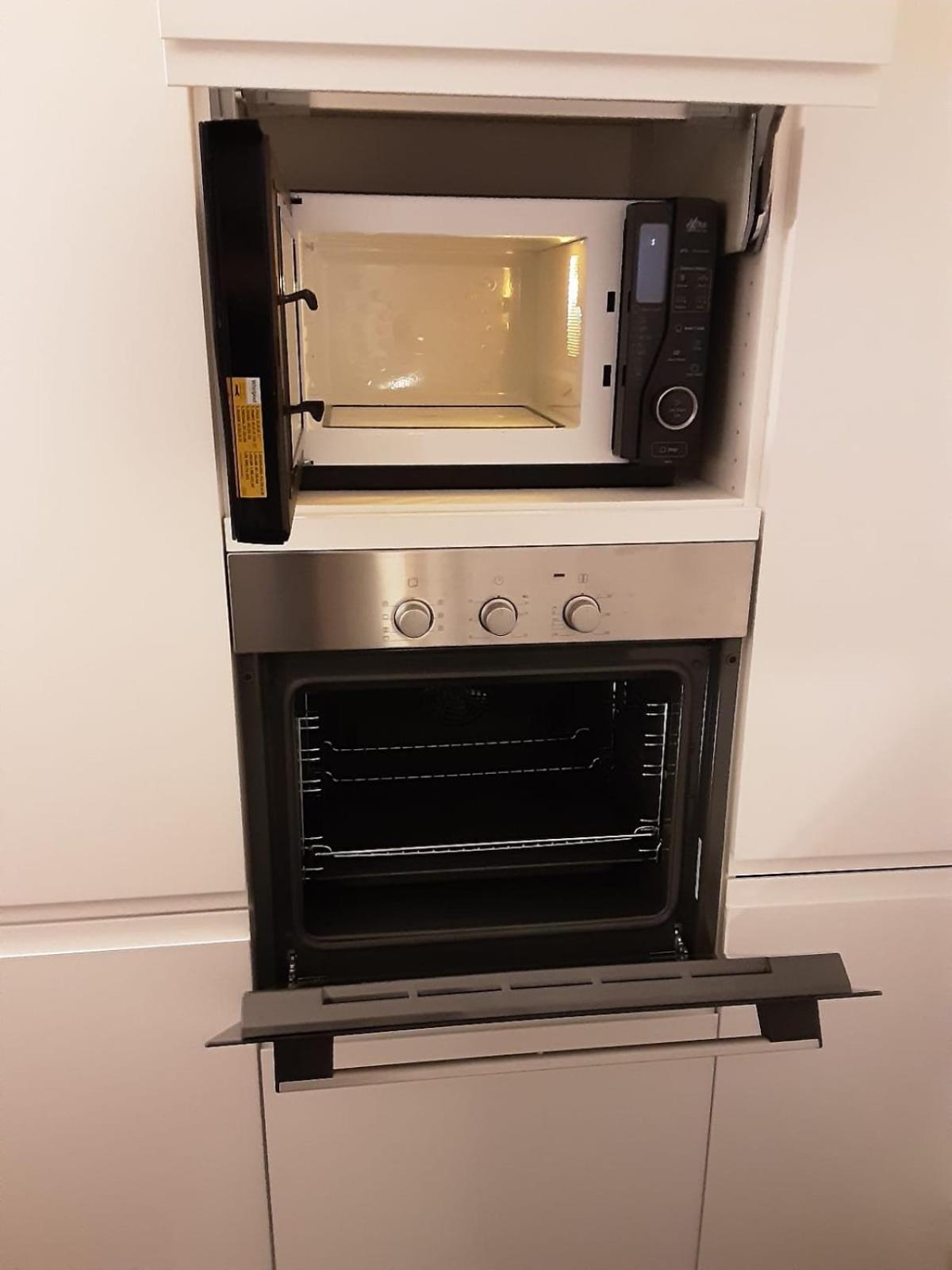 Luxurious 2 Bedroom * Amberes